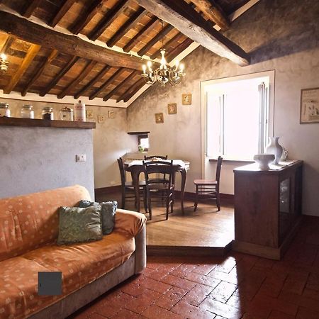 Апартаменти Domus Ghibellinae- Fonte Di San Benedetto Кортона Екстер'єр фото