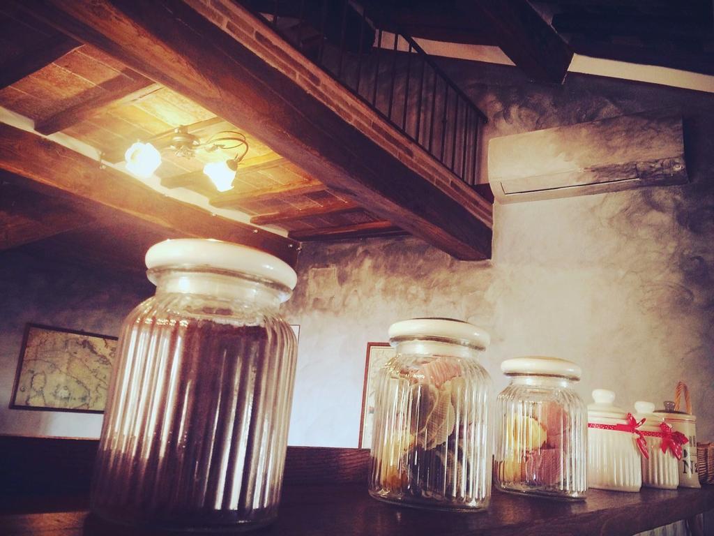 Апартаменти Domus Ghibellinae- Fonte Di San Benedetto Кортона Екстер'єр фото